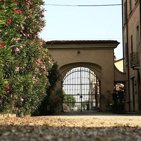 Bed and Breakfast Antica Dimora Conti Custoza Roverbella Esterno foto