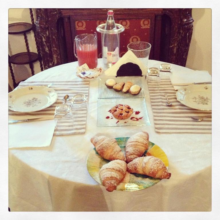 Bed and Breakfast Antica Dimora Conti Custoza Roverbella Esterno foto